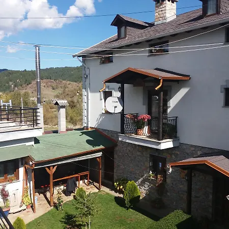 Vila 118 Pensión Voskopojë