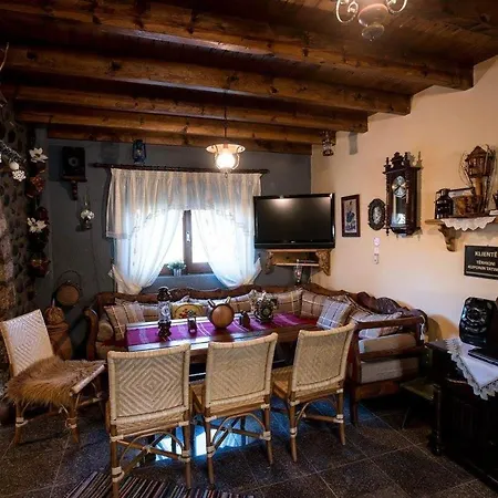 Vila 118 Voskopojë